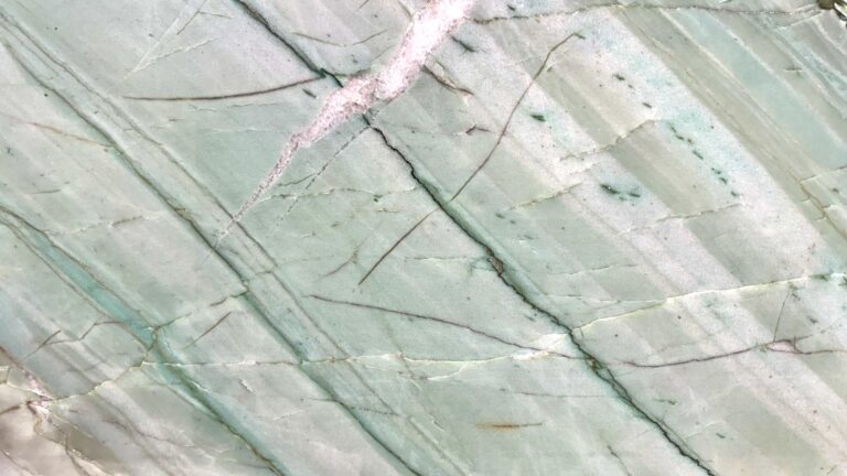 quartzite supplier near me